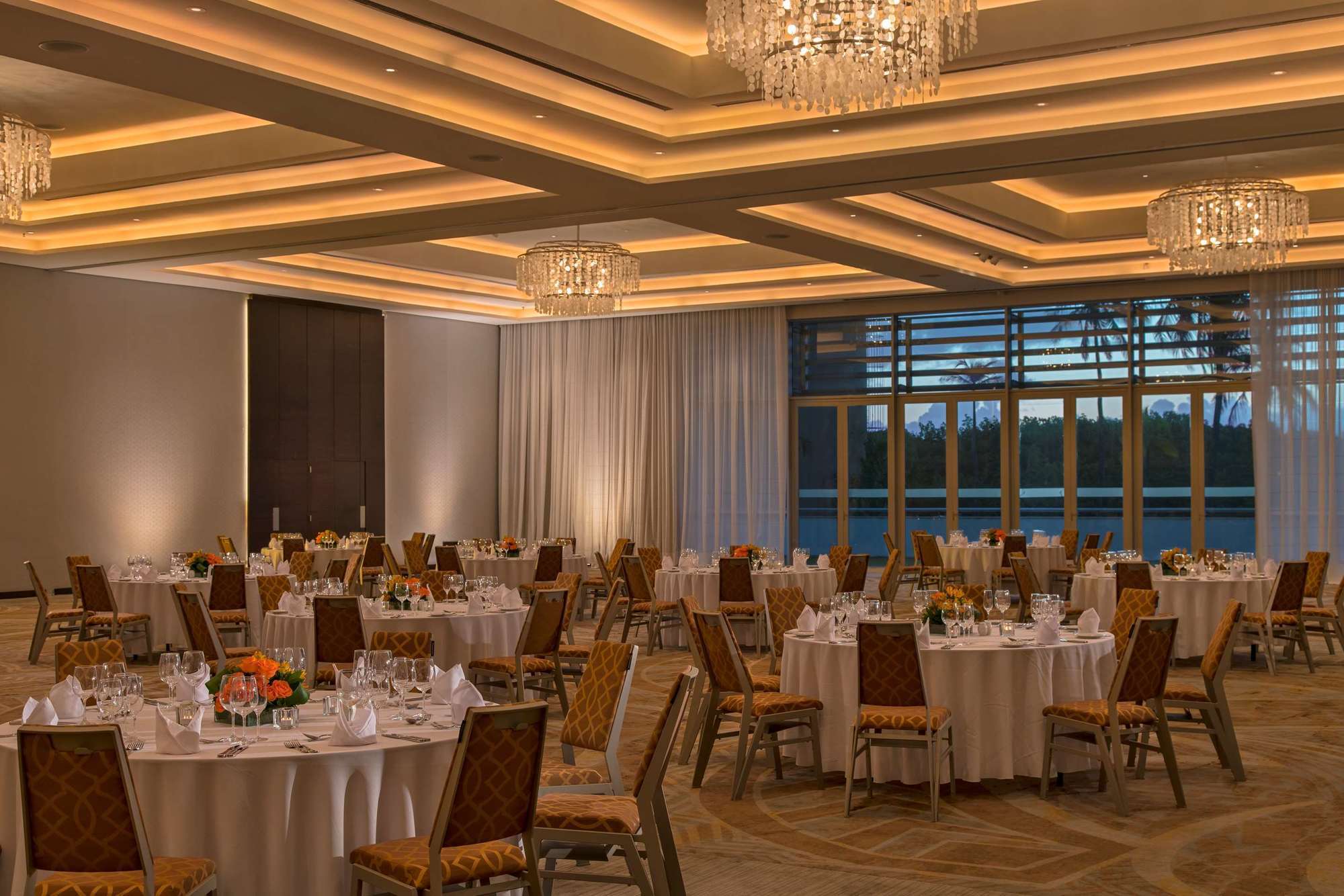 Sheraton Reserva Do Paiva Cabo de Santo Agostinho Exterior foto The ballroom at the Ritz-Carlton, Laguna Niguel